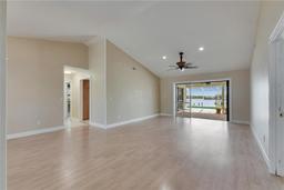 Picture of 6603 Seabird Way, Apollo Beach, FL 33572