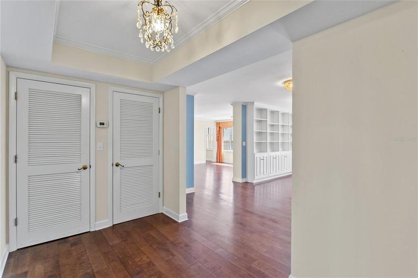 Picture of 2403 S Ardson Place Unit 902B, Tampa FL 33629