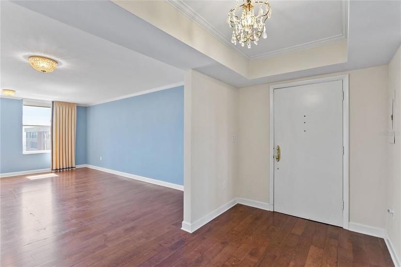 Picture of 2403 S Ardson Place Unit 902B, Tampa FL 33629