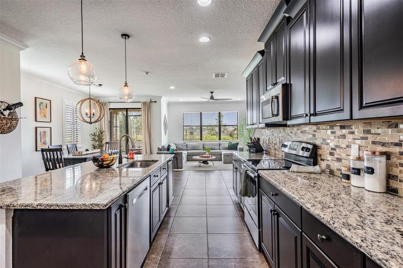 Picture of 11602 Crowned Sparrow Lane, Tampa FL 33626