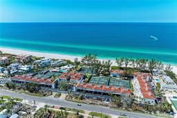 Picture of 5055 Gulf Of Mexico Drive Unit 422, Longboat Key, FL 34228