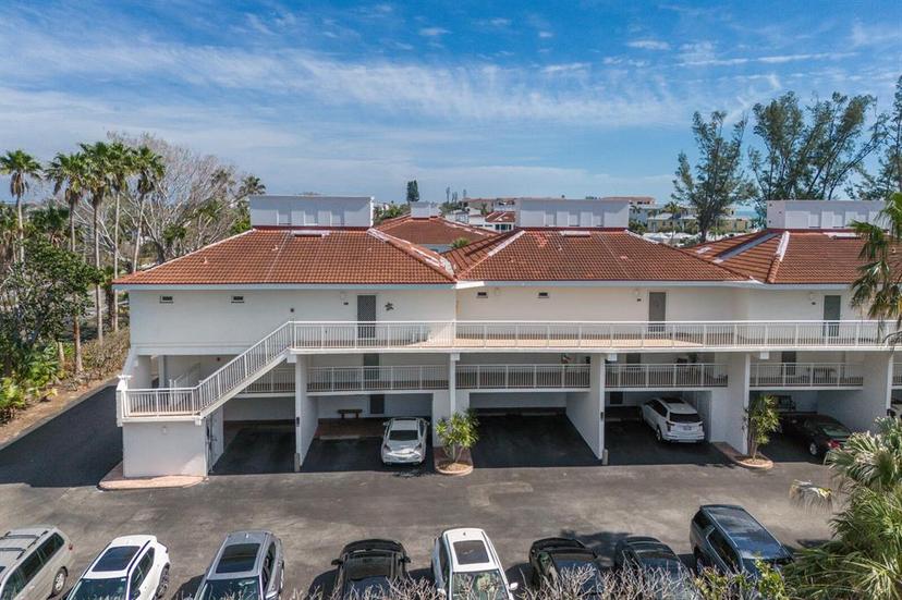 Picture of 5055 Gulf Of Mexico Drive Unit 422, Longboat Key FL 34228