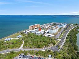 Picture of 5 Island Park Place Unit 305, Dunedin, FL 34698
