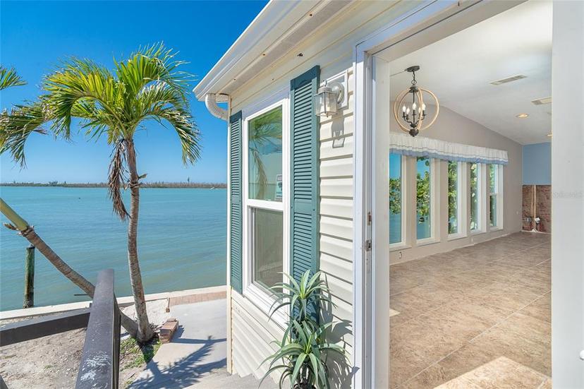 Picture of 7500 Park Pointe Drive Unit 22, Englewood FL 34224