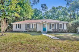 Picture of 225 N Phippen Avenue, Deland, FL 32724