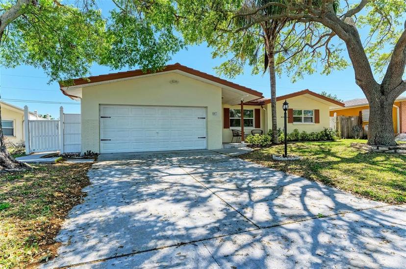 Picture of 507 Shore Drive, Largo FL 33771