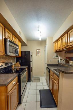 Picture of 9100 Dr Martin Luther King Jr Street N Unit 205, St Petersburg, FL 33702