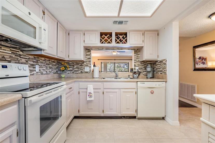 Picture of 3610 Magnolia Ridge Circle Unit 1322/H, Palm Harbor FL 34684