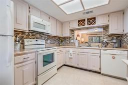 Picture of 3610 Magnolia Ridge Circle Unit 1322/H, Palm Harbor, FL 34684