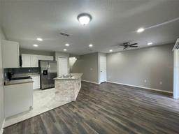 Picture of 2520 Edgewater Falls Drive, Brandon, FL 33511