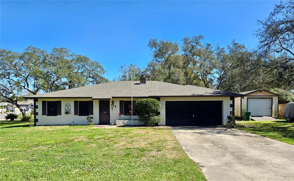 Picture of 527 Leland Drive, Deltona, FL 32725