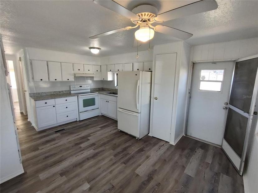 Picture of 900 9Th Avenue E Unit 142, Palmetto FL 34221