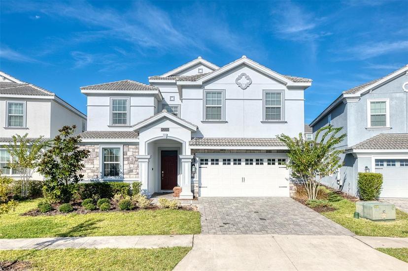 Picture of 9036 Stinger Drive E, Davenport FL 33896