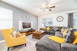 Picture of 9036 Stinger Drive E, Davenport, FL 33896