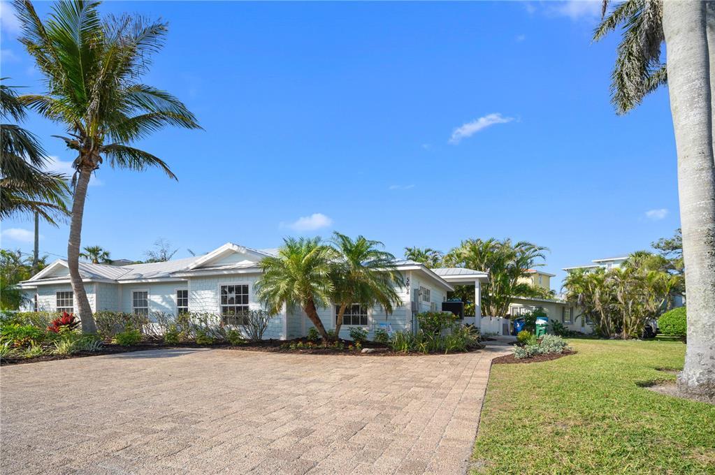 Picture of 5608 Holmes Boulevard, Holmes Beach, FL 34217