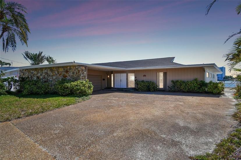 Picture of 2970 68Th Avenue S, St Petersburg FL 33712