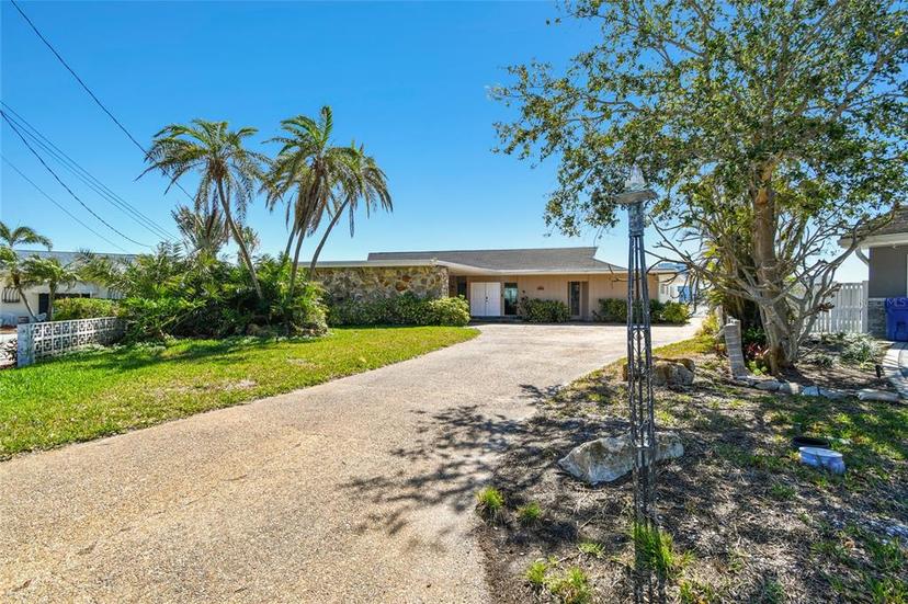 Picture of 2970 68Th Avenue S, St Petersburg FL 33712