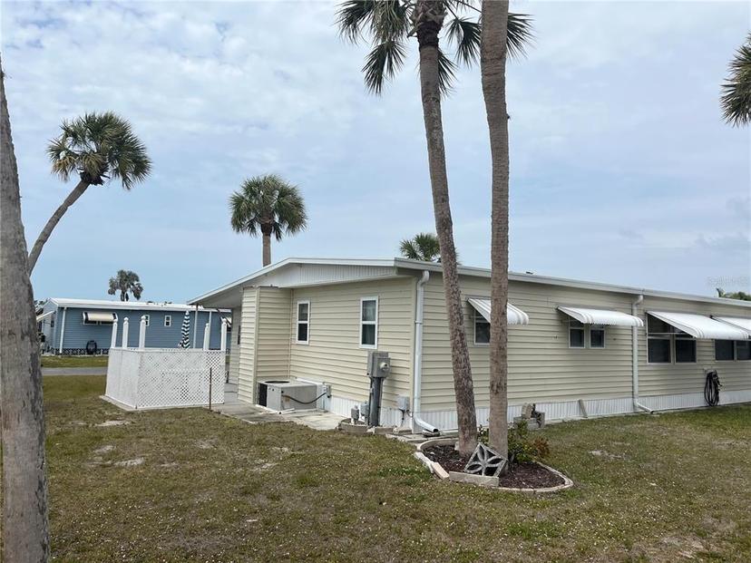 Picture of 530 Via Veneto, Venice FL 34285