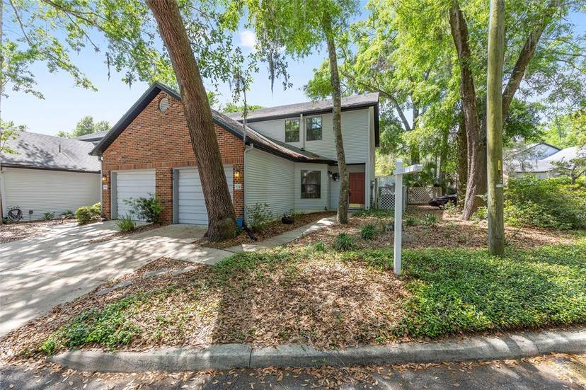 Picture of 914 NW 42Nd Terrace, Gainesville FL 32605