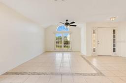 Picture of 1002 Kelsey Avenue, Oviedo, FL 32765