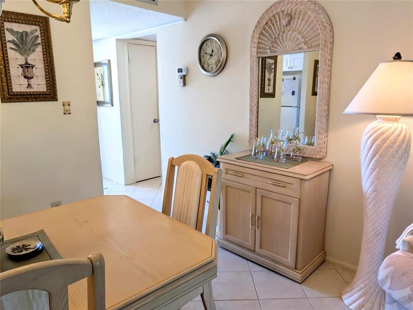 Picture of 3660 Lake Bayshore Drive Unit K-321, Bradenton FL 34205