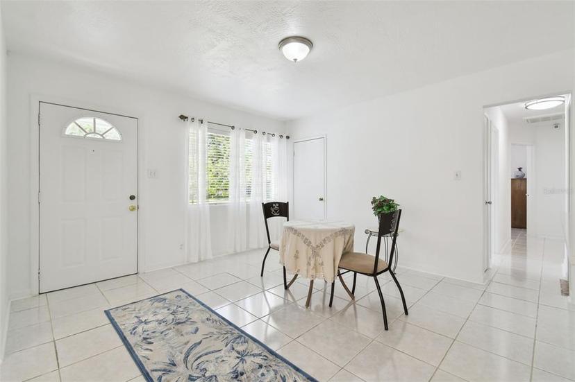 Picture of 4111 W Leila Avenue, Tampa FL 33616