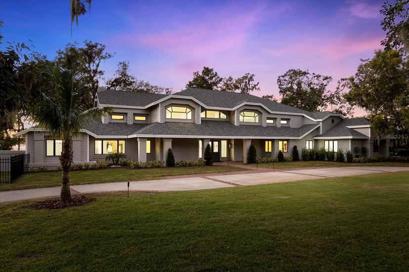 Picture of 15749 Acorn Circle, Tavares FL 32778