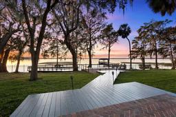 Picture of 15749 Acorn Circle, Tavares, FL 32778