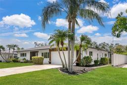 Picture of 2242 Sunnyside Lane, Sarasota, FL 34239