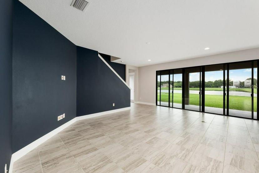 Picture of 14403 Woodland Spur Drive, Lithia FL 33547