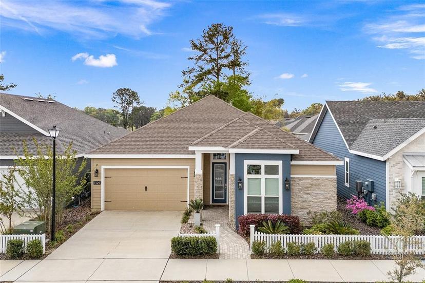Picture of 1329 NW 132Nd Boulevard, Newberry FL 32669