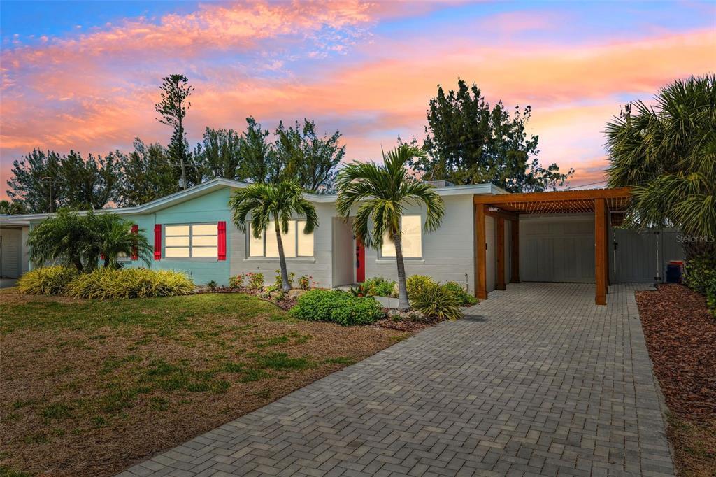 Picture of 438 62Nd Street, Holmes Beach, FL 34217