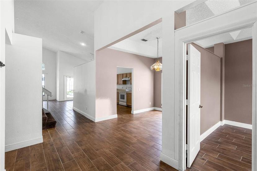 Picture of 745 Riggs Circle, Davenport FL 33897