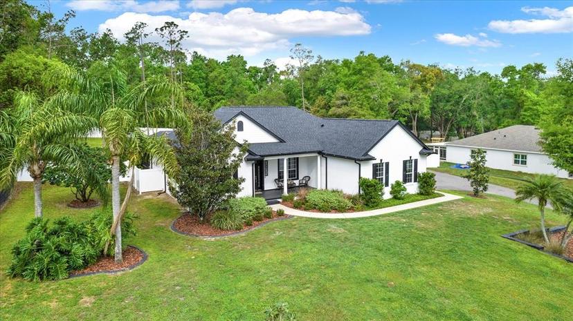 Picture of 9851 Pine Leaf Lane, Dade City FL 33525