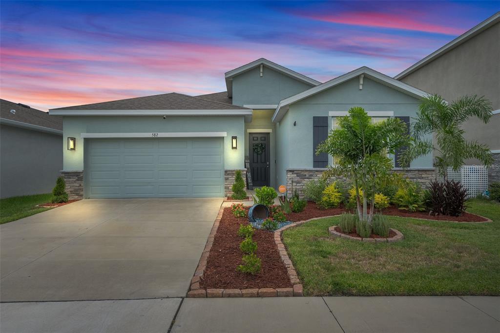 Picture of 582 8Th Street Nw, Ruskin, FL 33570