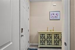 Picture of 582 8Th Street Nw, Ruskin, FL 33570