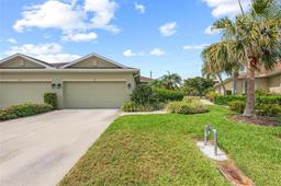 Picture of 371 Capulet Drive, Venice, FL 34292