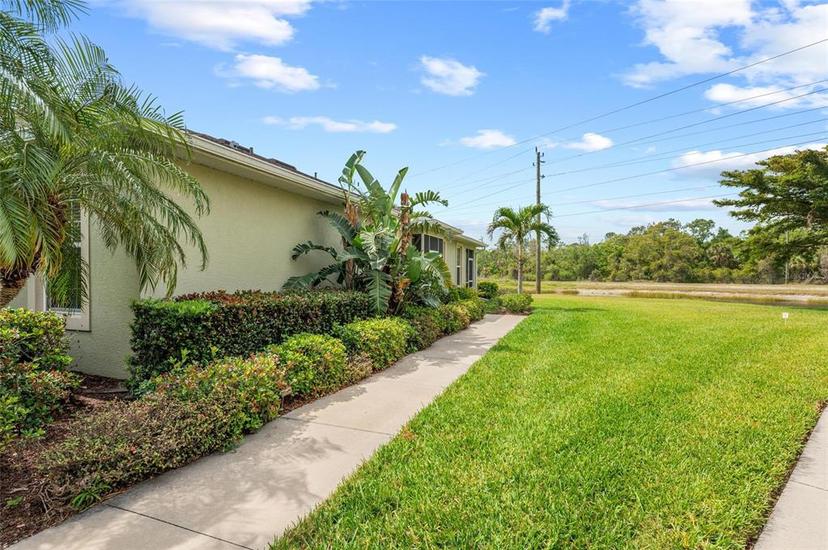 Picture of 371 Capulet Drive, Venice FL 34292