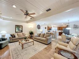 Picture of 1 Huntley Court, Haines City, FL 33844
