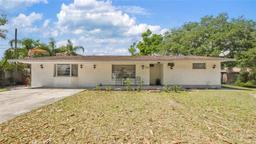 Picture of 904 Woodland Drive, Seffner, FL 33584