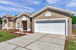 Picture of 13204 Parkhurst Court, Riverview, FL 33569