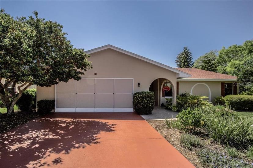 Picture of 10 Crescent Court S, Palm Coast FL 32137
