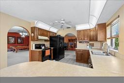 Picture of 10 Crescent Court S, Palm Coast, FL 32137