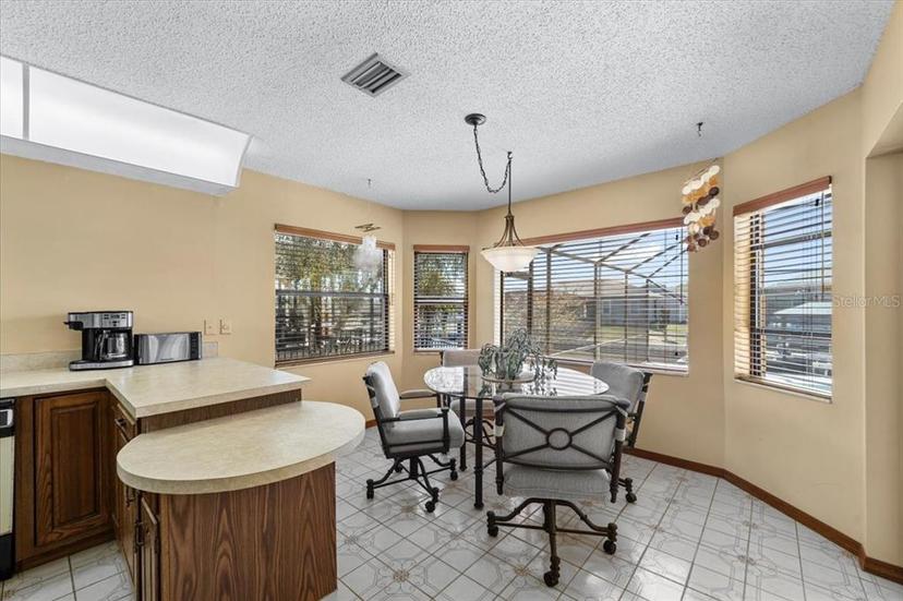 Picture of 10 Crescent Court S, Palm Coast FL 32137