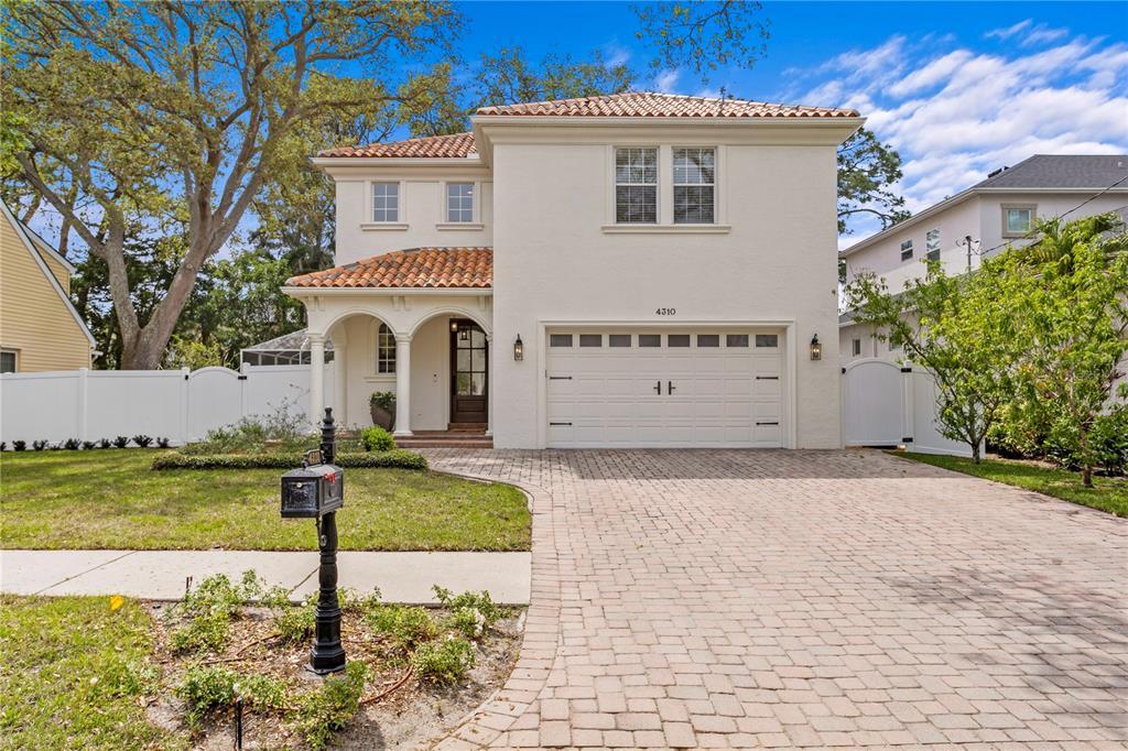 Picture of 4310 W Sevilla Street, Tampa, FL 33629