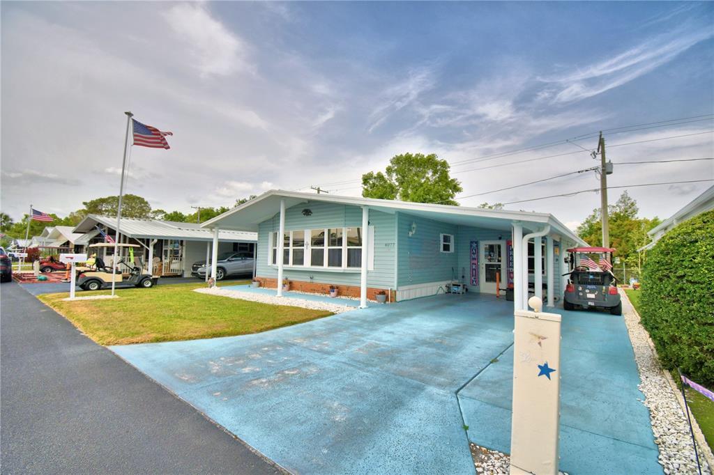Picture of 4077 Rolling Oaks Drive, Winter Haven, FL 33880
