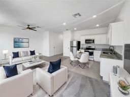 Picture of 1112 Merrill Street, Davenport, FL 33837