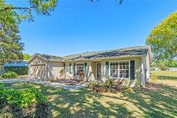 Picture of 25642 Oak Alley, Leesburg, FL 34748