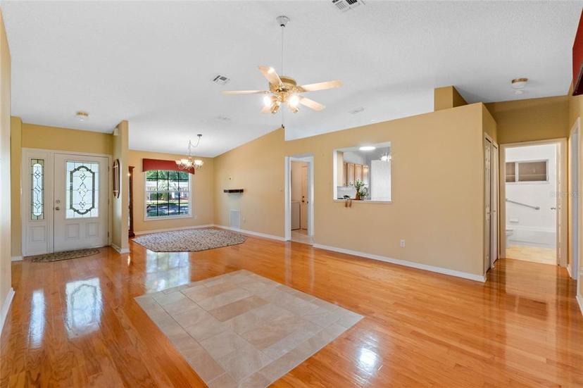 Picture of 25642 Oak Alley, Leesburg FL 34748