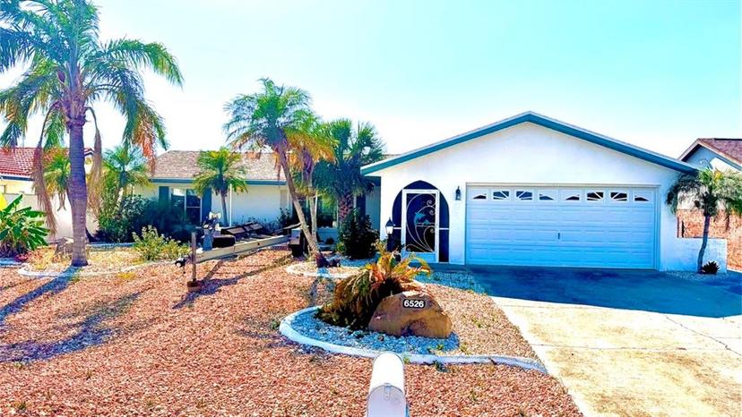 Picture of 6526 Senegal Palm Way, Apollo Beach FL 33572